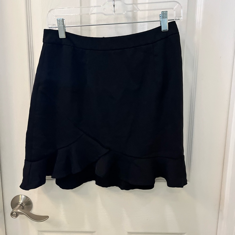 Superdown Black Asymmetrical Ruffled Mini Skirt